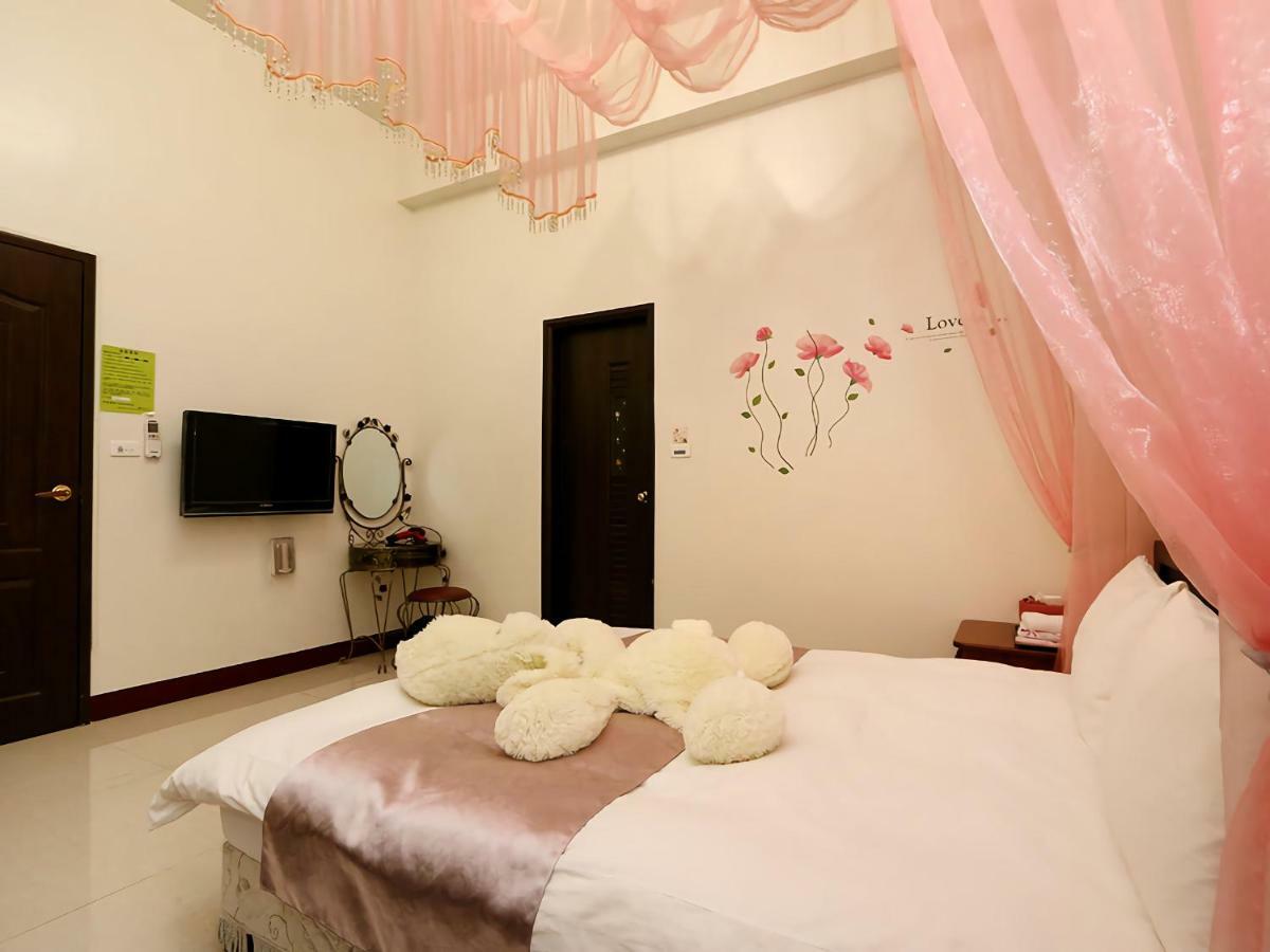 Leisure Homestay Hualien City Exterior photo