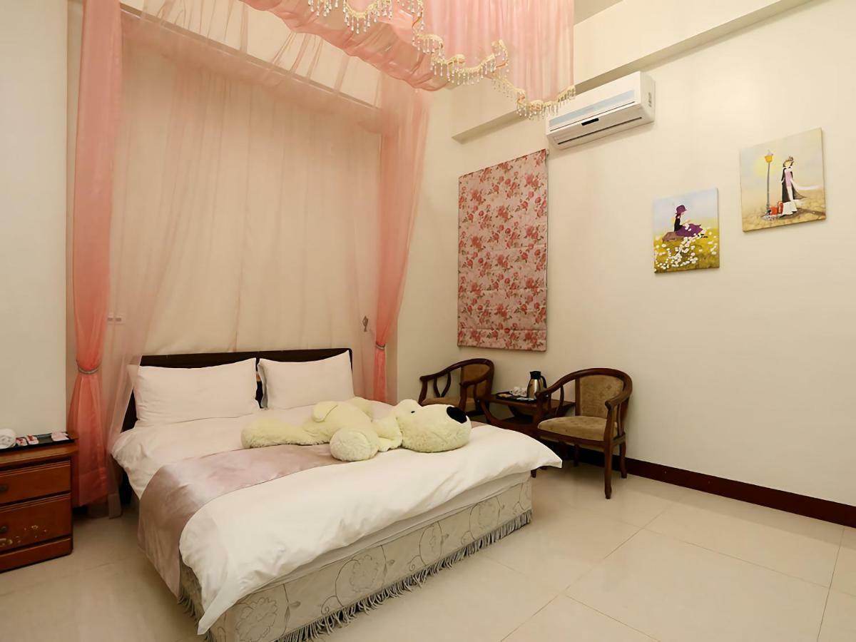 Leisure Homestay Hualien City Exterior photo